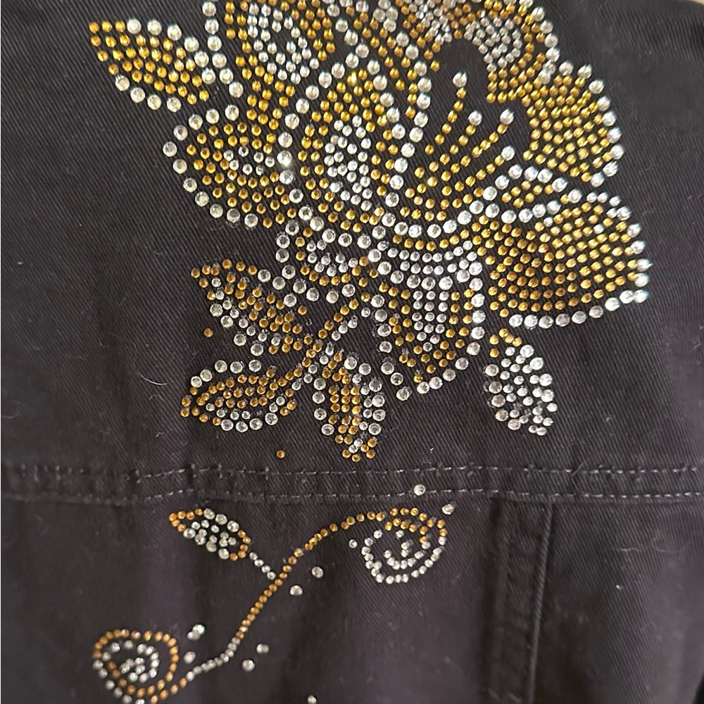 Distinct Jean jacket Black Large. - Picture 2 of 6